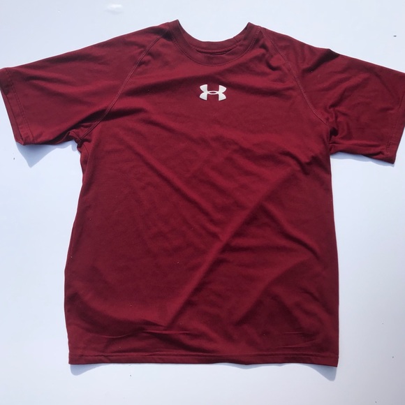 Under Armour Other - Boys Youth Under Armour Burgundy SS Top Sz XL